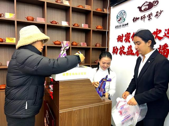 甜蜜伽师 | 喀什古城新添伽师特产馆！来逛！来尝！来打卡！