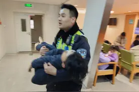 用速度传递温度！护送商丘受伤儿童就医 郑州交警一路“绿灯”图片