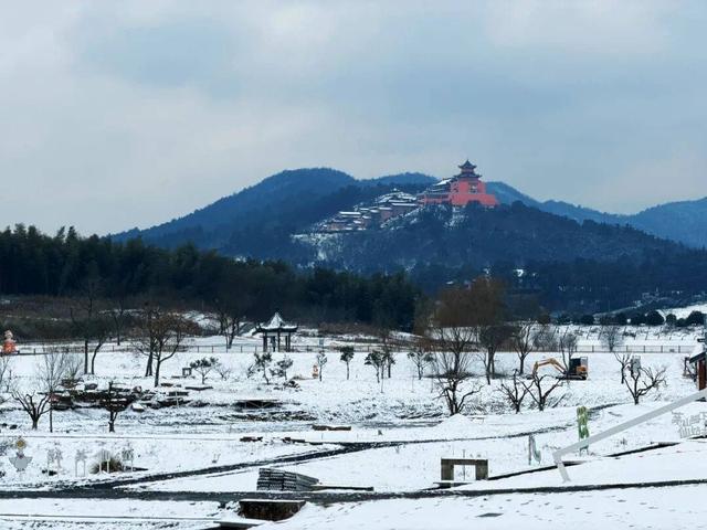 雪҈ 雪҈ 雪҈ 太美啦！快接住这“泼天”的雪白浪漫！