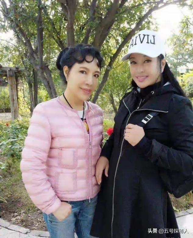 钱再多有什么用？75岁的“风流妖精”刘晓庆，已经走上另一条道路