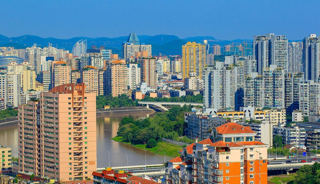 福建人口最少的地级市，面积比5个莆田大，人口还不到泉州13