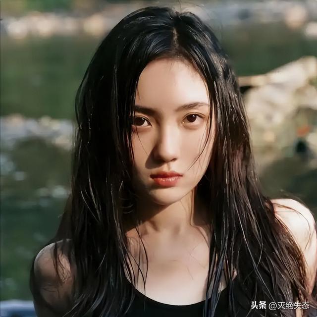 陪睡陪玩只是冰山一角，明星曝出的圈中内幕，一个比一个荒唐!