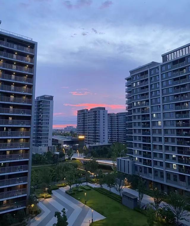 第一次买房千万别踩雷，这10条建议全都是肺腑之言，帮你少走弯路