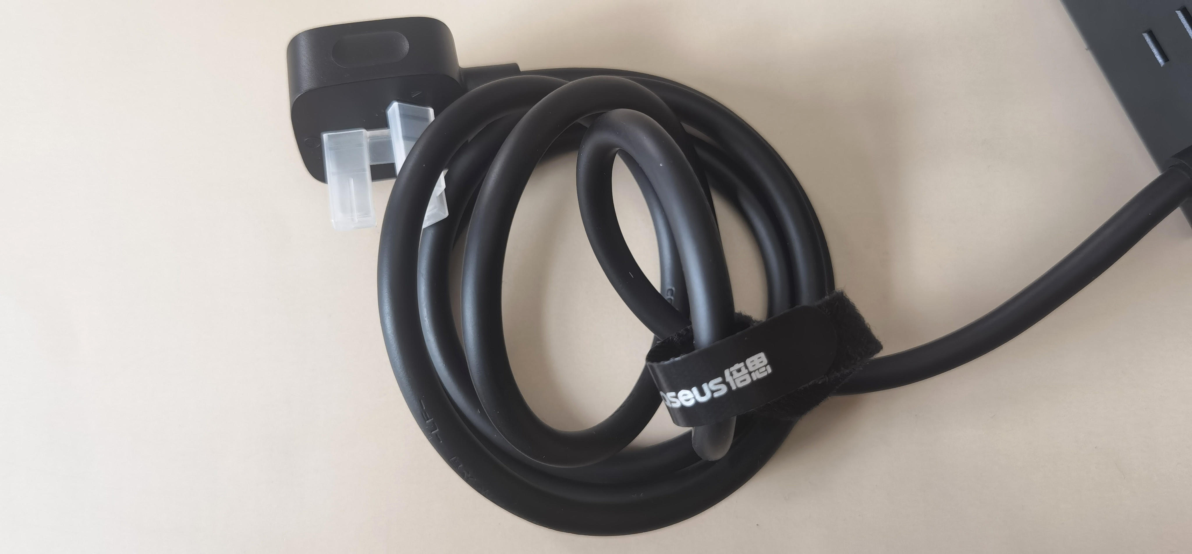 倍思100W大功率智能数显快充插座、定时器,生活计划用电好搭子