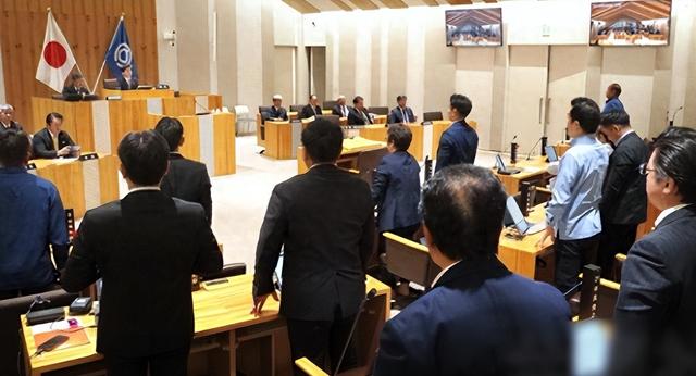 日本通告全球，将强登钓鱼岛？中方已经增兵，普京政府也选边站了