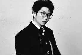 毛不易 不为谁而作歌图片