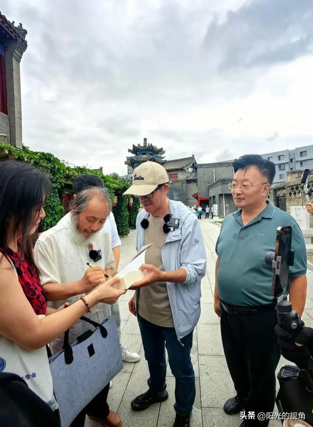 名人营造效应：沉浸视角下的呼和浩特文旅新现象