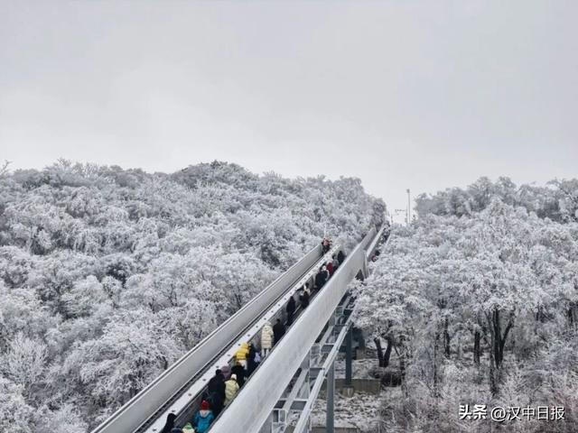 人气火，经济旺！汉中高颜值冰雪出圈→