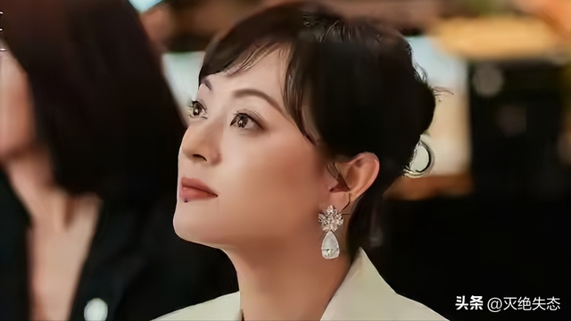 别再尬演情妇了！老气横秋，膀大腰圆，这是迷倒男人该有的皮囊？