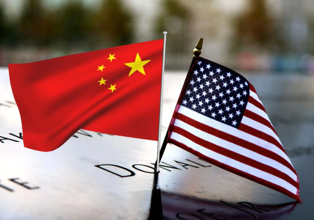 黄仁勋跪求特朗普卖芯片：一句“谁赢不重要”曝光，白宫集体翻脸