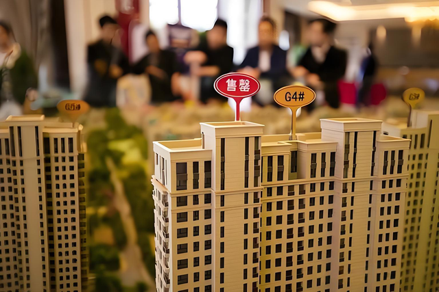 若不搬走这“三座大山”，中国人口总数，或将在2056年被老美反超