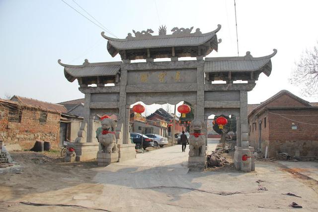 淄川有个七里店