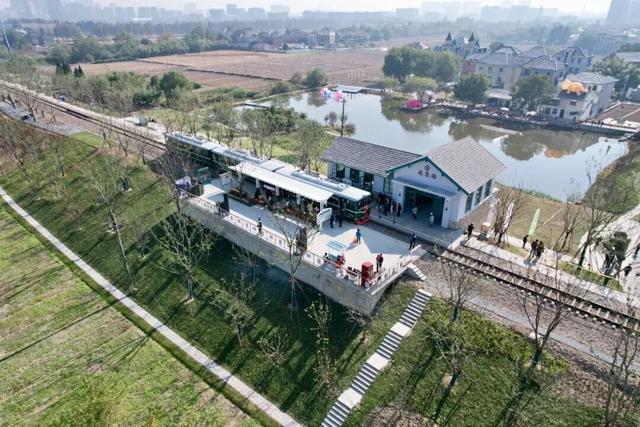 最近火了！杭州这个新开放公园，太好逛了