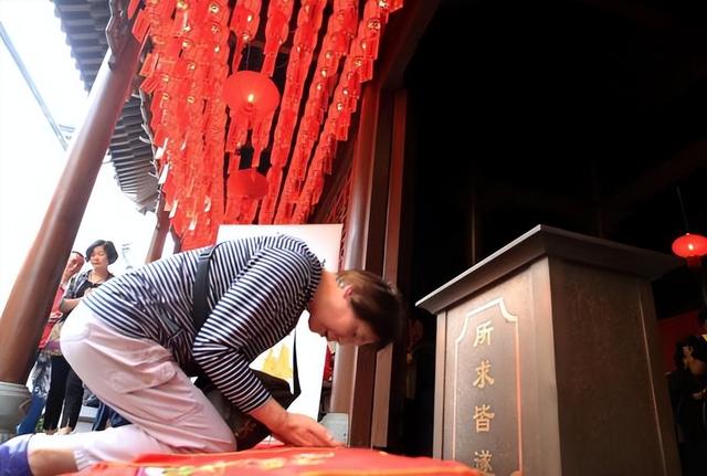 改称呼仅12天，佛教协会对释永信再下重手，这3人的命运从此改变