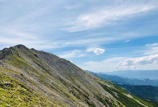 为了流量不要命，被追捧的“网红徒步线”，成死亡率最高夺命线