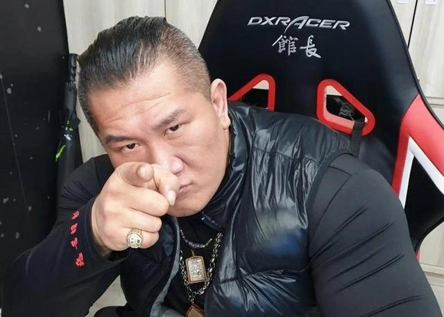 郑丽文表态愿访陆，称临行前要先做件事，“馆长”欲为其保驾护航