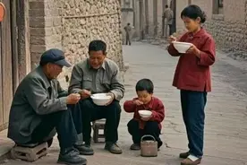 女婿偶然撞见岳母不堪的一幕，之后两人同盟，他的行为让妻子为难图片