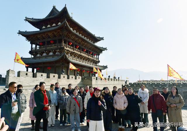 参加雁门关景区代州古城景区答谢会暨旅游推介会嘉宾组团开启沉浸式考察之旅