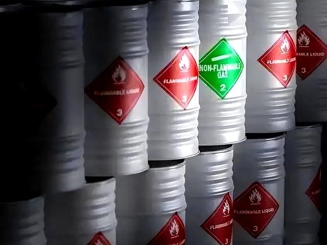 人还没到，特朗普的三份大礼就已经抵达北京，被中国给打怕了
