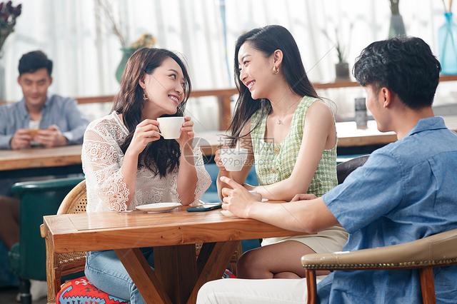 美国刚宣布50%关税制裁，中国立马批准183家巴西企业，时机太巧了