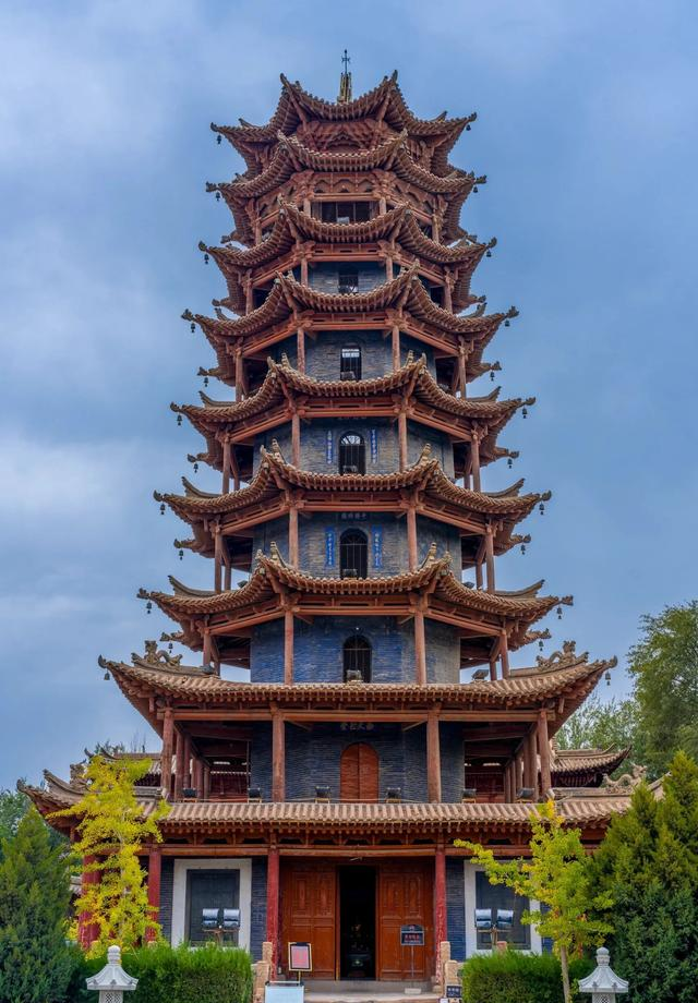 北京没想到，兰州也没想到，如今甘肃张掖，成了西北遛弯的好去处