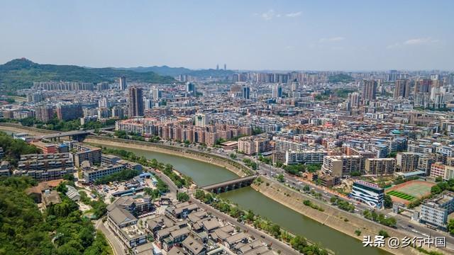 一江两岸串七城，280里绘长卷：打造嘉陵江南充段世界最美江岸线