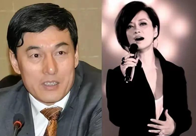 62岁毛阿敏与63岁董文华罕见同框！一个豪门守寡，一个风采依旧