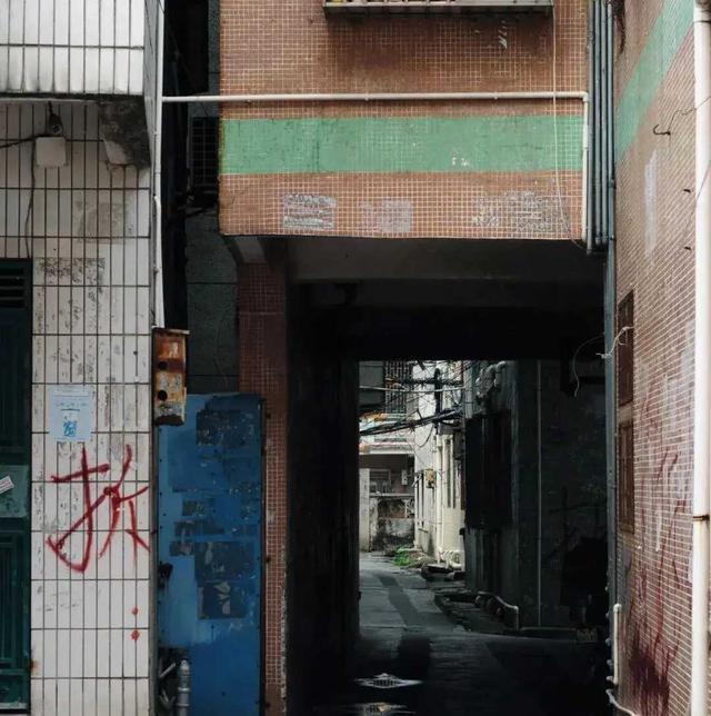 多地“住建局	”集体改名，大拆迁的时代要来了？这4类老房或发财