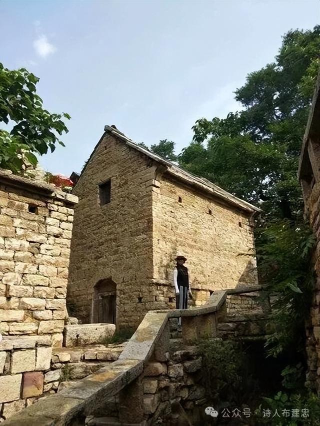 寻访悬崖上的古村——莱芜逯家岭村
