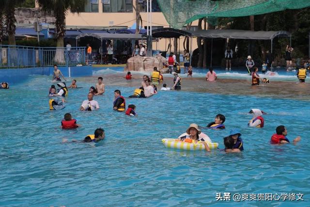 贵阳路边音乐会——“音浪桃源·纵享激爽”纳凉歌会激情上演