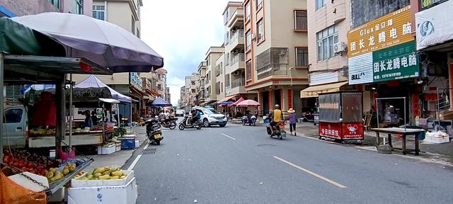 在广东省阳江市新325国道线旅行回程经过麻布演村大道分享。