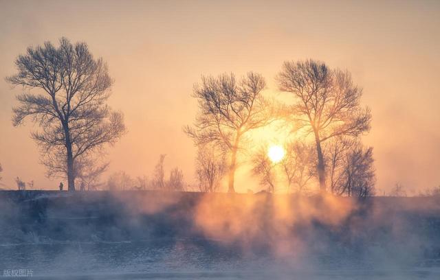 今年冬至不一般，“冬至在月头，春节不穿袄”，2026年春节冷吗？