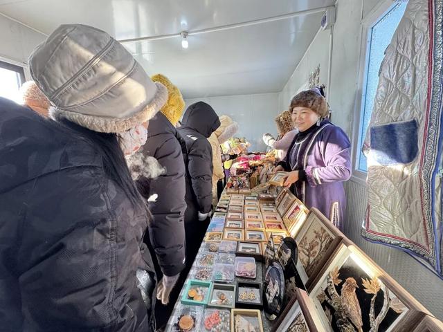 【歌游内蒙古 欢乐冰雪季】第十二届鄂伦春冰雪“伊萨仁”开幕 民俗燃情冰雪间 文旅融合促消费