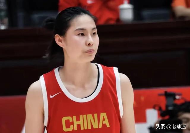 就在今天！7月20日中午，女篮传来杨力维、黄思静和王思雨新消息