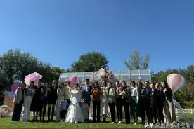 王梦洁婚礼现场曝光！女排大聚首，郎平C位，姚迪现身，朱婷缺席图片