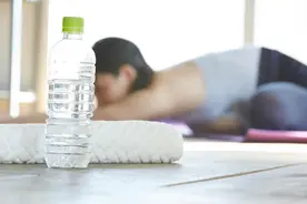 睡不着的人试试478呼吸法图片