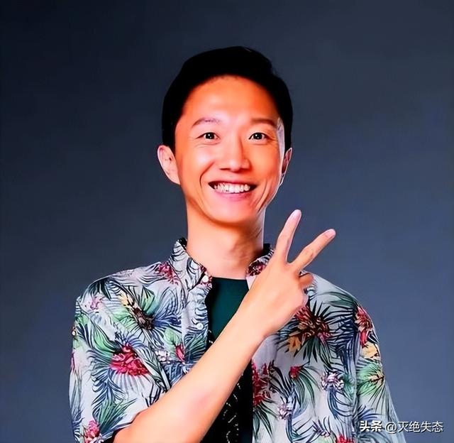 原来他们是夫妻，因音乐结缘恩爱至今，如今演完《归队》终于火了