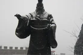 曹刿论战：破坏规矩的人终究会伤害自己图片