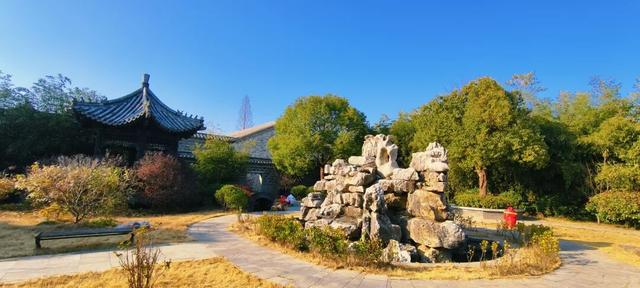 刚刚传来，颍东竟有这么多宝藏地？！今天，好多阜阳人都去了！直击现场......