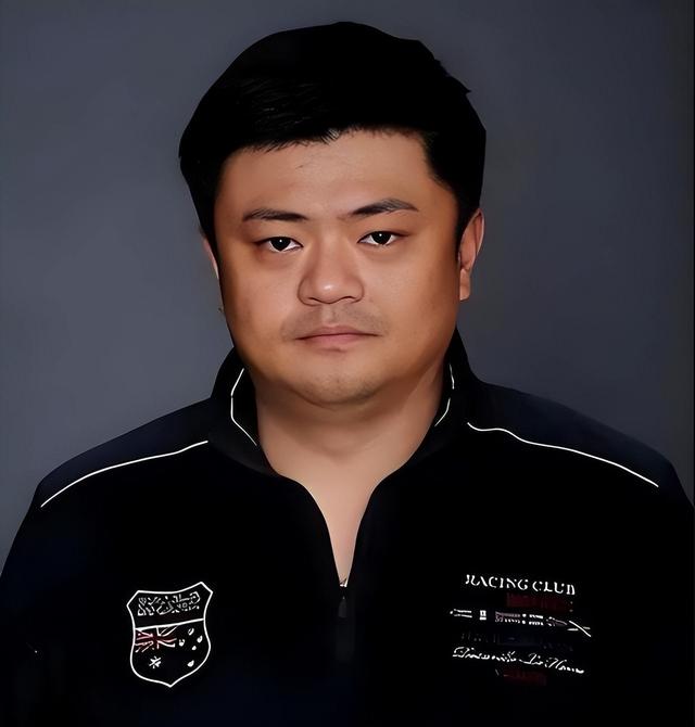 83岁高明的近况：自儿子高亮去世后，儿媳已成他和妻子的晚年依靠