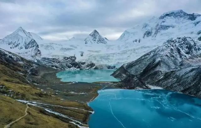 冬游西藏终极指南：2025冰雪奇缘，80+景区免票的冒险召唤！