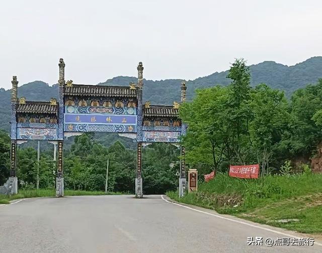 彭州人私藏的精品徒步路线，没有拥挤的人潮，可以吃斋饭！