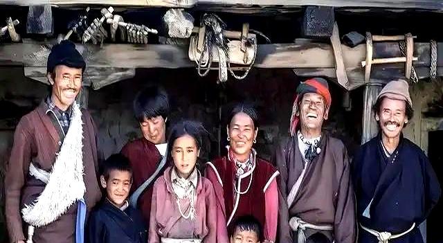 这个一妻多夫制的民族，晚上怎么过？女人直言：没有幸福可言