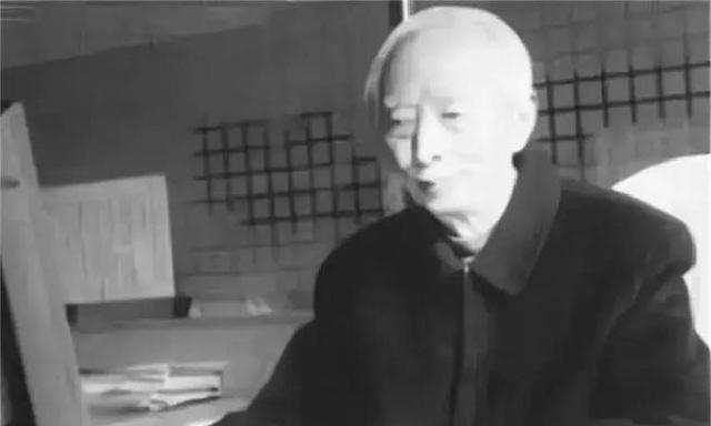 毛主席追悼会上，长女李敏罕见发火质问：我哥哥毛岸成人呢？
