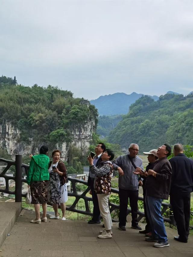 僰人悬棺初探~珙县洛表镇麻塘坝~113师炮兵团战友宜宾游记