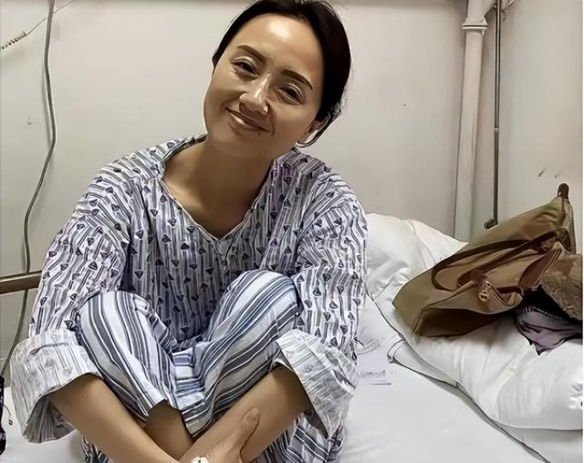 辛柏青丧妻刚满100天，离谱的事就发生了，被撮合娶马伊琍引争议