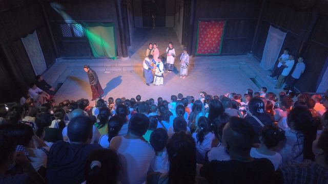 国庆“红装”迎客“大别山国潮文化旅游节”60余场表演嗨翻假期