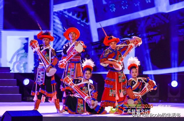 凤城寻踪：一条老巷与一座城的文化觉醒