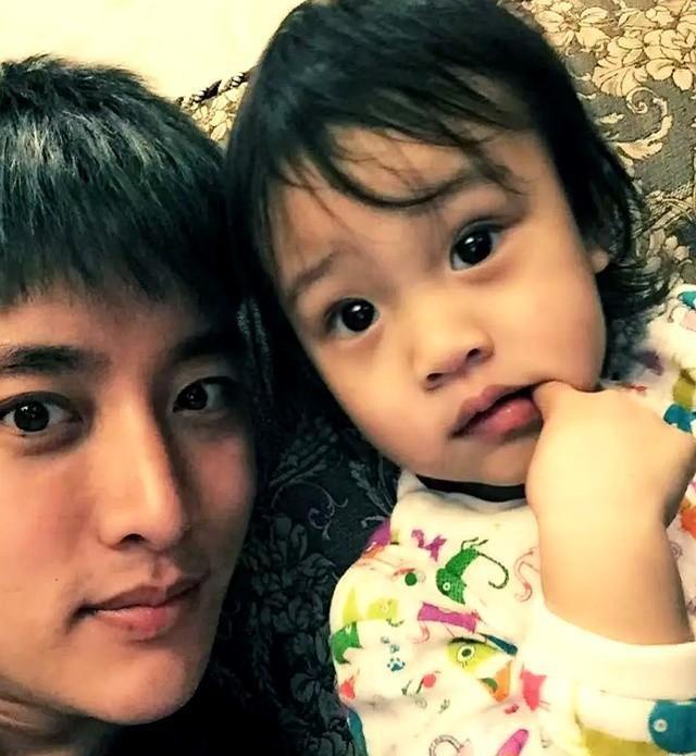 牡丹花下死！做鬼也风流，这一次没人救得了43岁怀二胎的李小璐