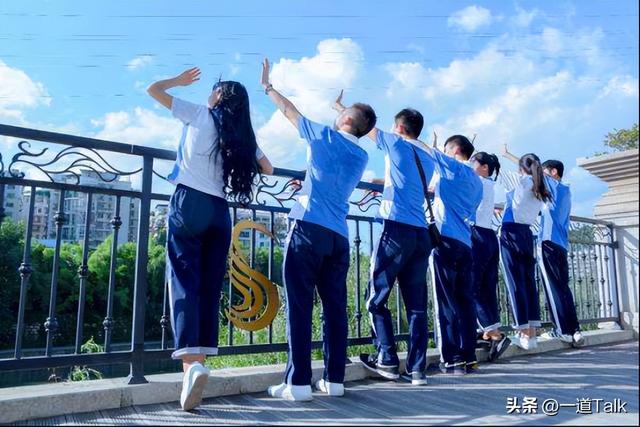 笑不活了！网友吐槽带孩子旅游简直犹如灾难，一看评论区真相了！